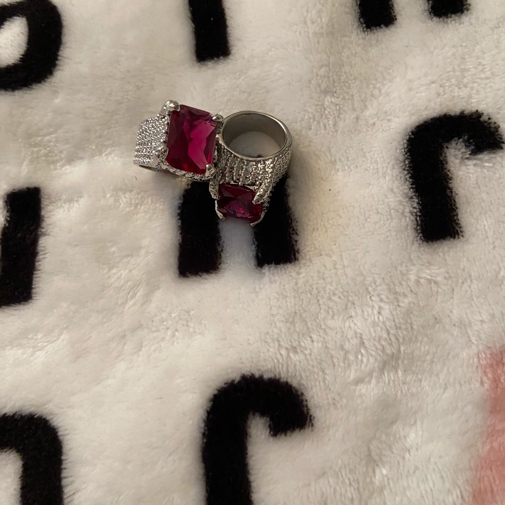 Cocktail rings